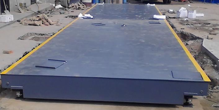 SCS系列120T地磅安裝現(xiàn)